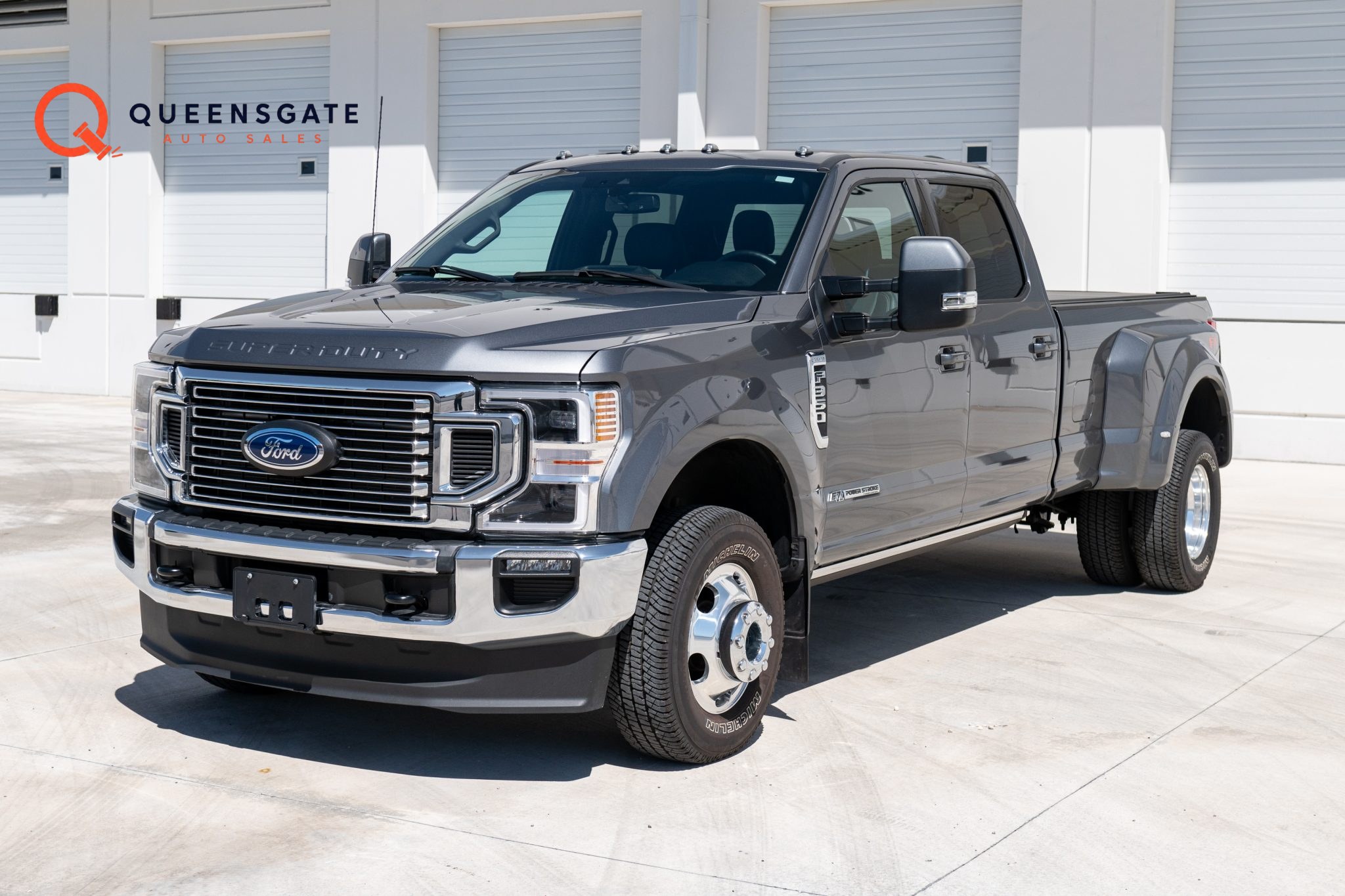 2022 Ford F-350 Super Duty Lariat FX4 Crew Cab Power Stroke Dually 4×4