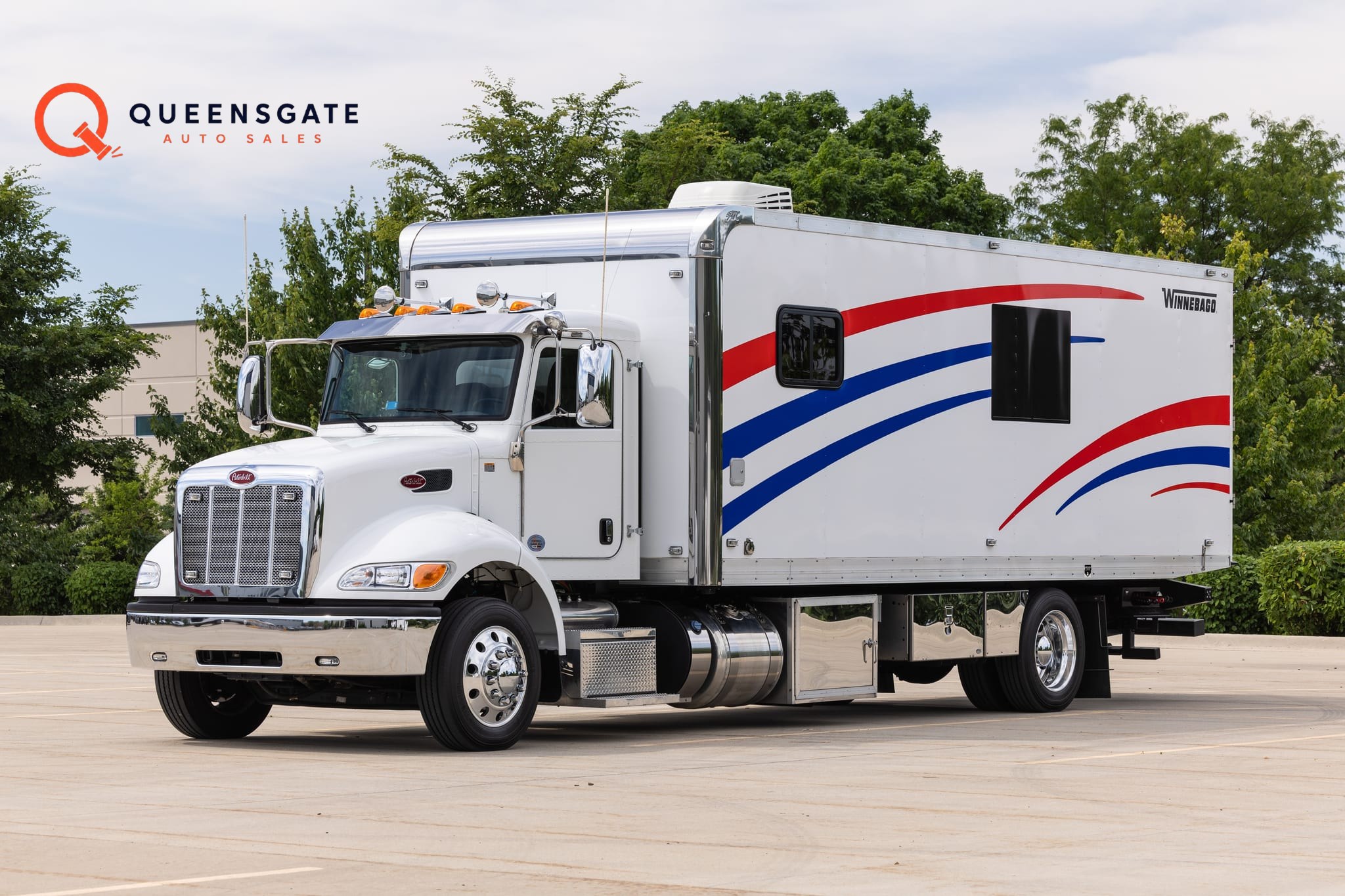 2019 Peterbilt 348 Rollback Car Hauler