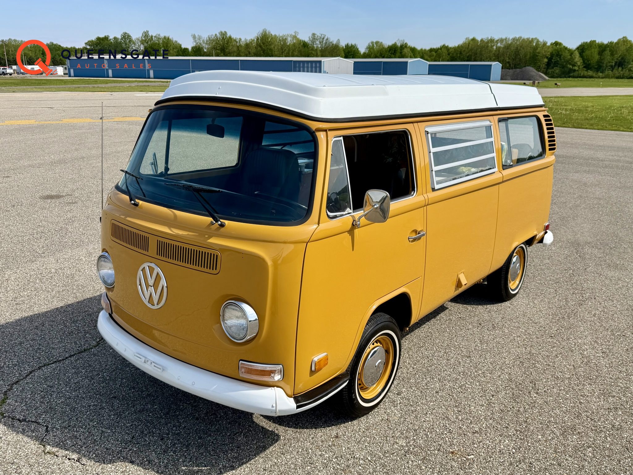 1972 Volkswagen Type 2 Westfalia Campmobile